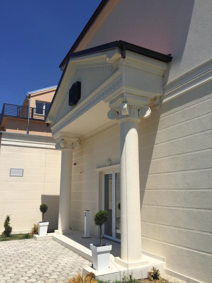 Villa Palace Novi Sad Ngoại thất bức ảnh