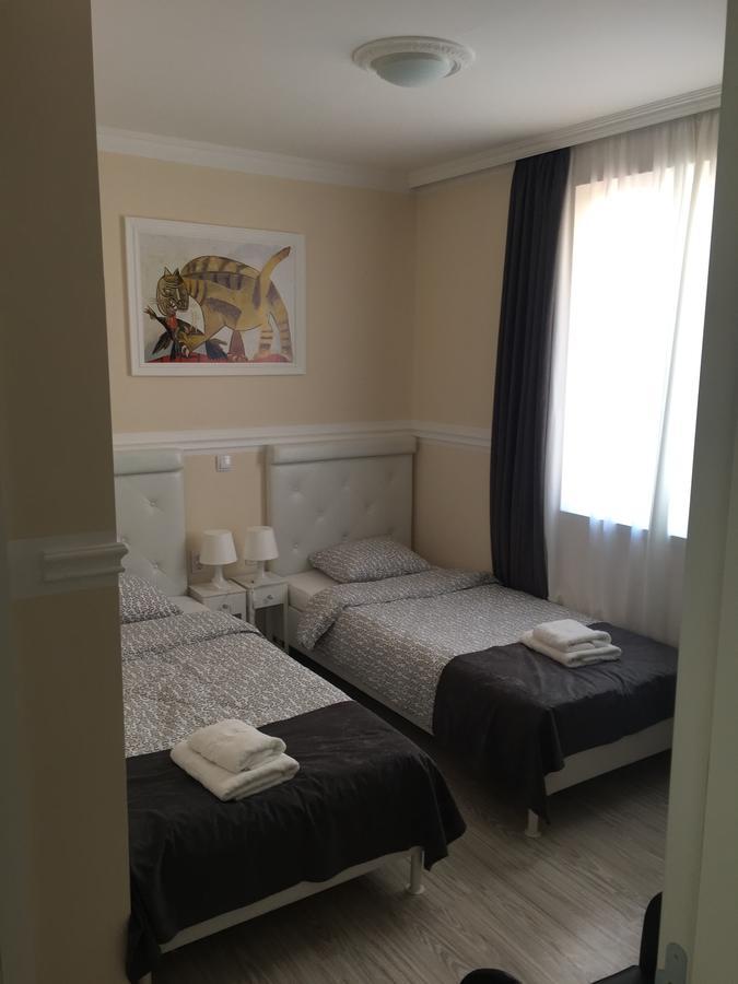 Villa Palace Novi Sad Ngoại thất bức ảnh