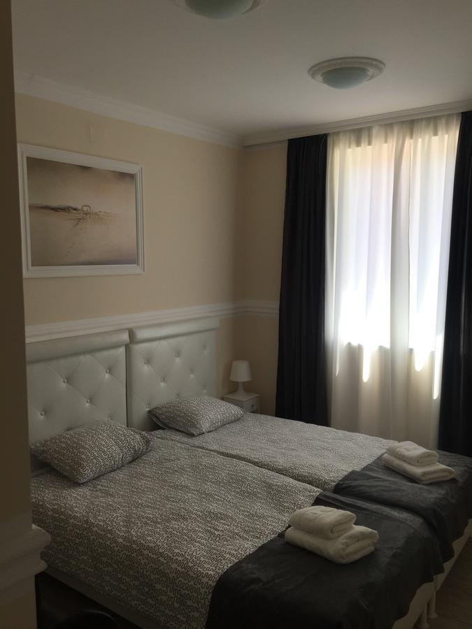 Villa Palace Novi Sad Ngoại thất bức ảnh